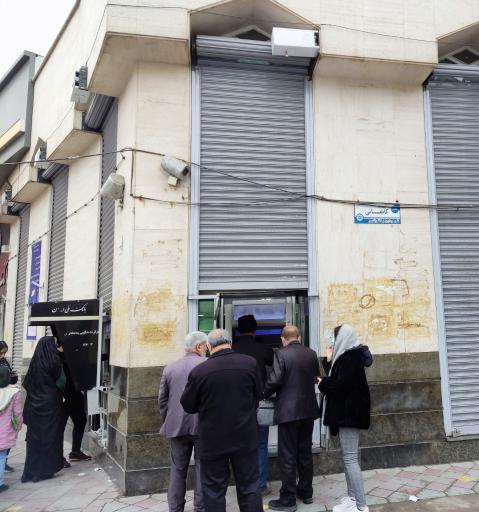 عکس خودپرداز بانک ملی