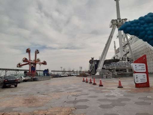 عکس شهربازی سیمرغ