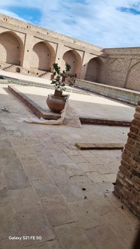 عکس کاروانسرای اسحاق خانی