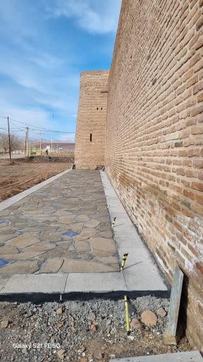 عکس کاروانسرای اسحاق خانی