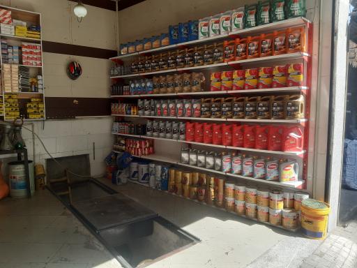 عکس اتو سرویس و لاستیک فروشی فونیکس