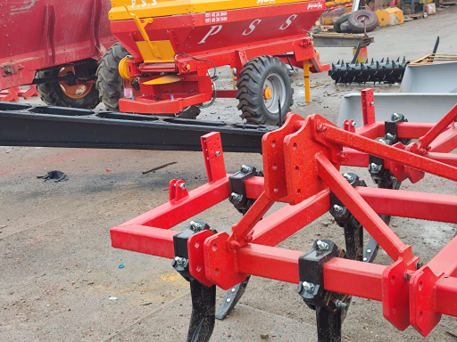 عکس پیشتاز صنعت (ثنایی)