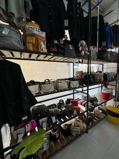 عکس فروشگاه دورباخ