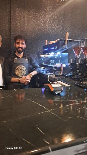 عکس کافه رایکا