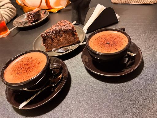 عکس کافه رایکا