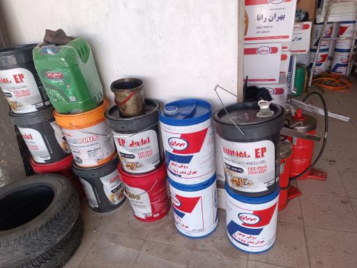 عکس تعویض روغن ماهان