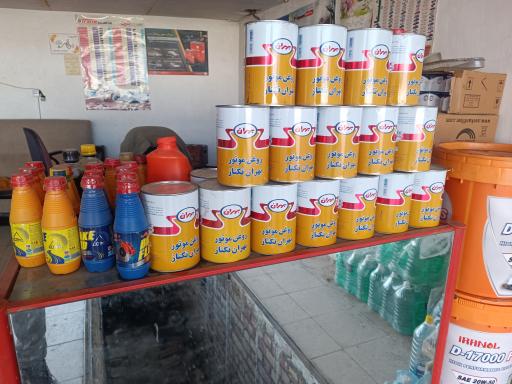 عکس تعویض روغن ماهان