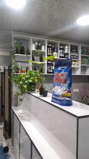 عکس باشگاه پوریای ولی