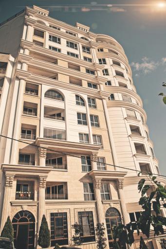 عکس برج زمرد سوهانک