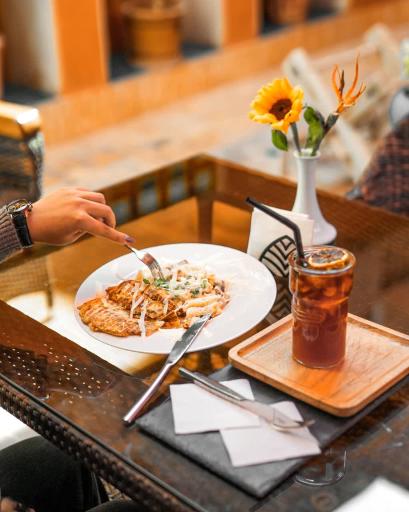 عکس کافه رستوران میناس