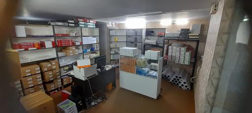 عکس مدیا مارکت