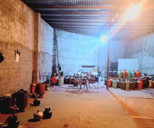 عکس توزیع گازمجید