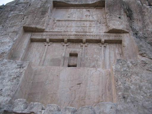 عکس آرامگاه اردشیر اول