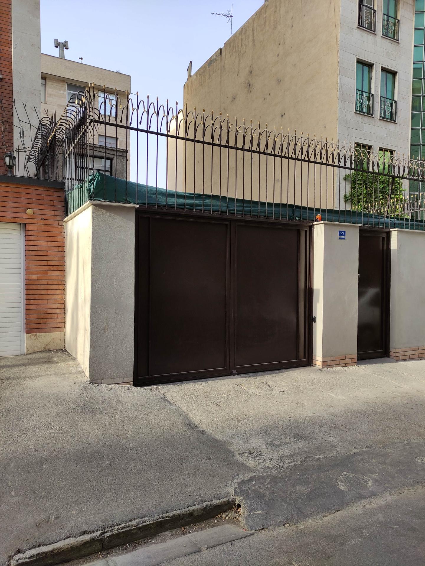 عکس قالیشویی اکبری