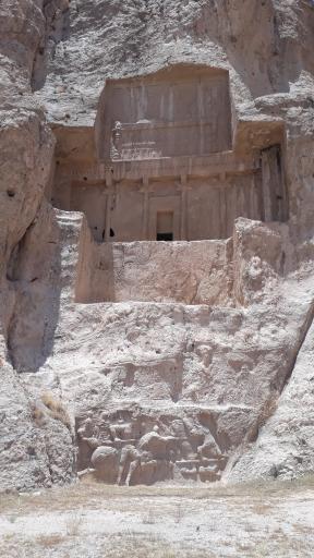 عکس آرامگاه اردشیر اول