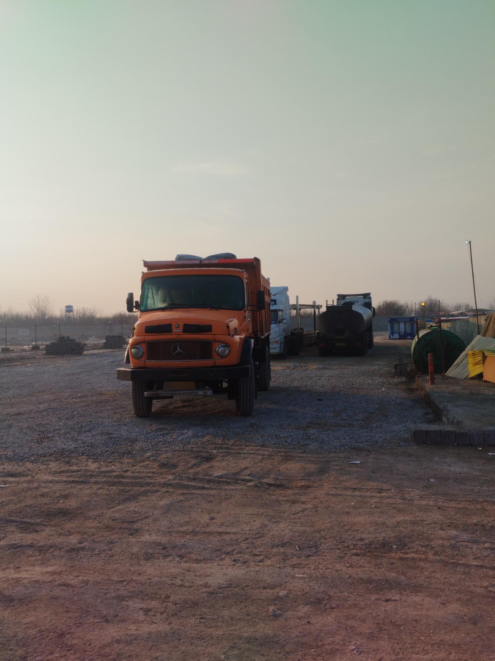 عکس پارکینگ عمومی پیمان