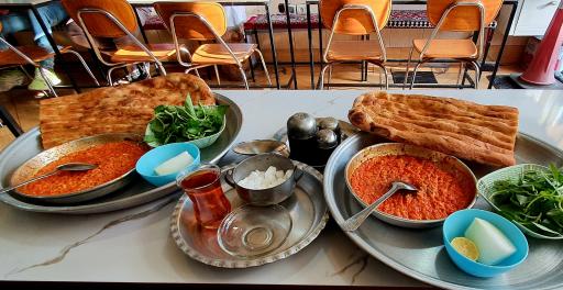 عکس دیزی سرای عالی قاپو