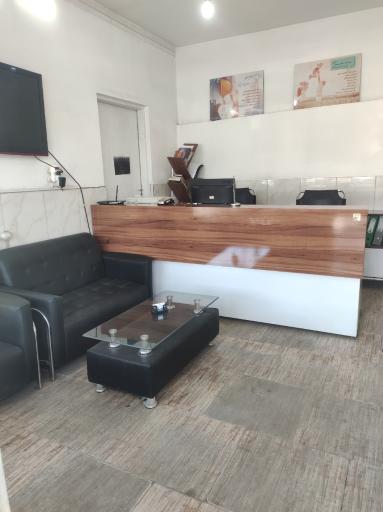 عکس بیمه ایران نمایندگی میری