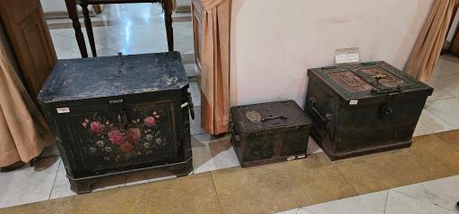 عکس موزه ارتباطات