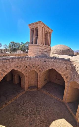 عکس کاروانسرای نیستانک