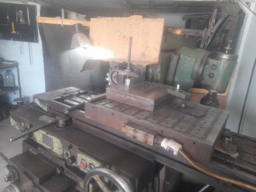 عکس سنگ مغناطیس نظری