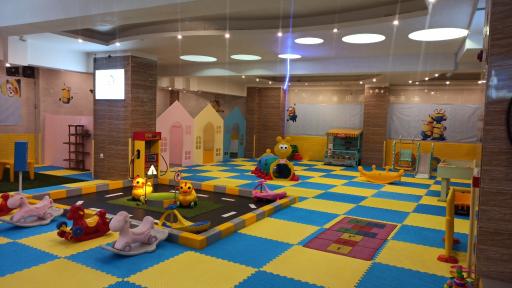 عکس خانه بازی کودک مینیون