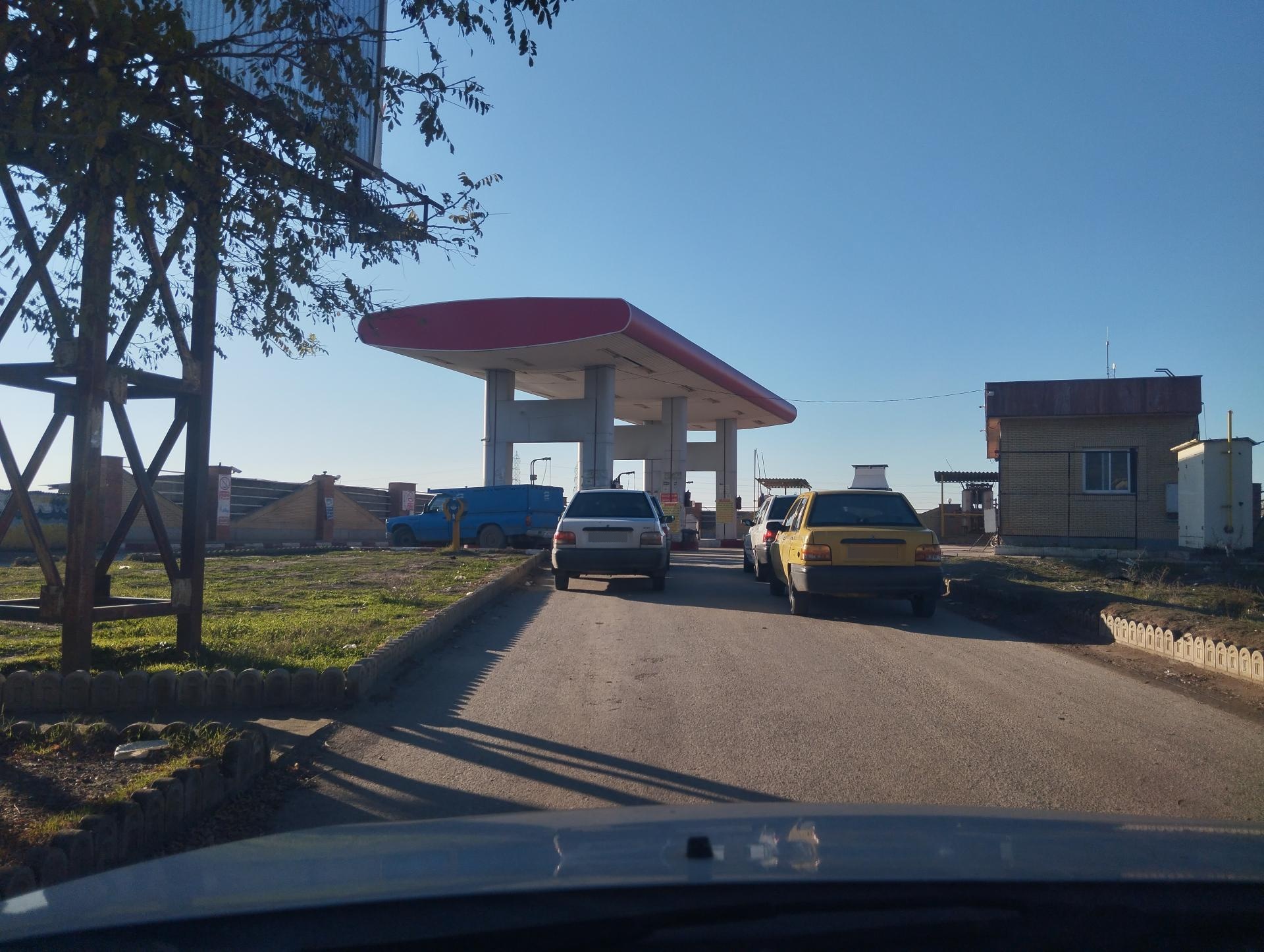 عکس پمپ گاز CNG