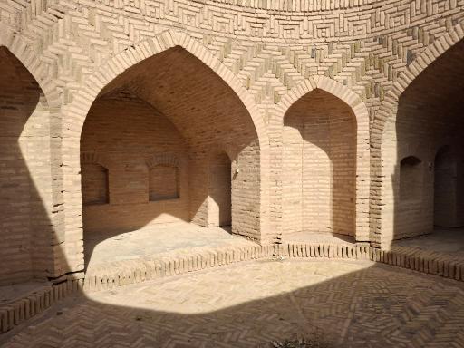 عکس کاروانسرای نیستانک