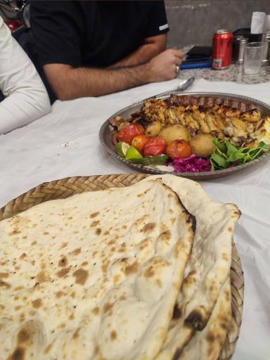 عکس کافه کباب موتور 1000