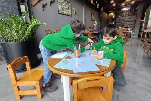 عکس کافه کباب موتور 1000