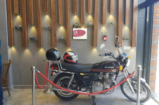 عکس کافه کباب موتور 1000