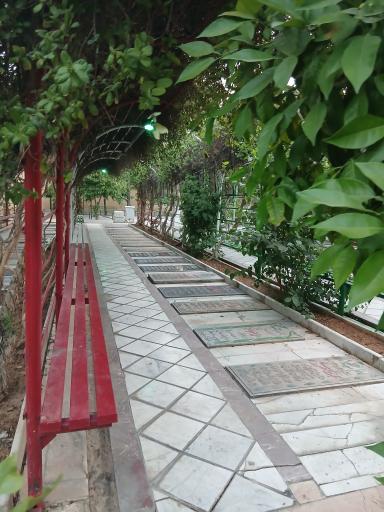 عکس قطعه شهدا جبهه جنگ