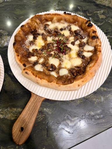 عکس کافه پیتزریا فیاما