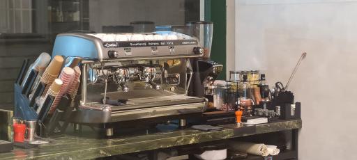 عکس کافه پیتزریا فیاما