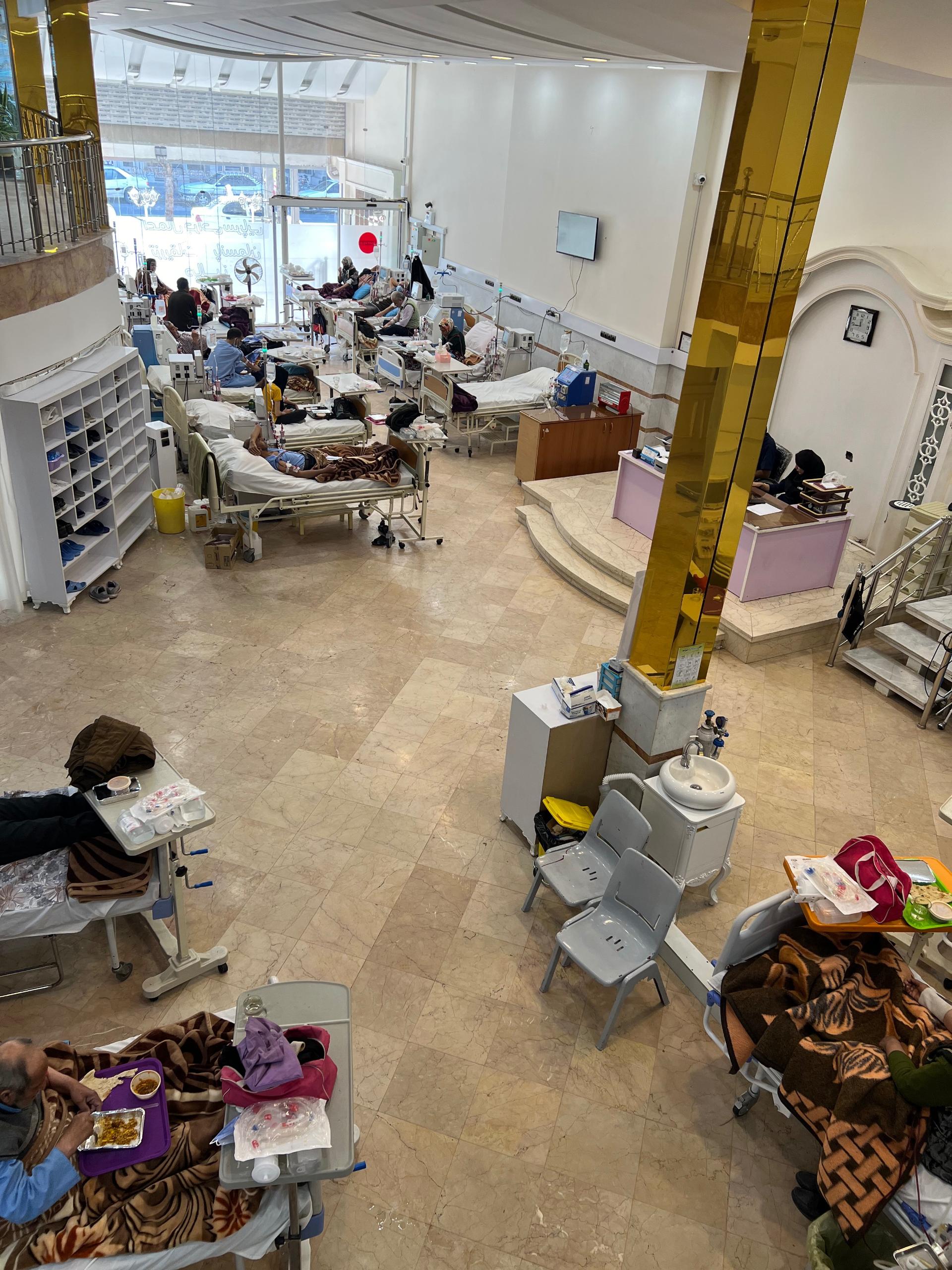 عکس درمانگاه و همودیالیز سبز مهر