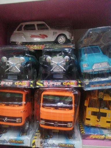 عکس تحریر و خرازی دانش آموز