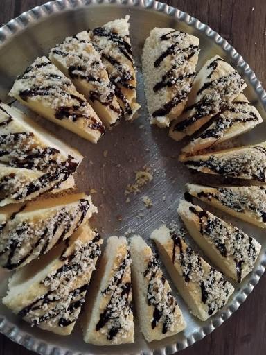 عکس کافه قنادی شیرین توس 