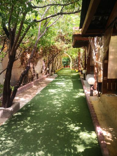 رستوران باغ بهشت