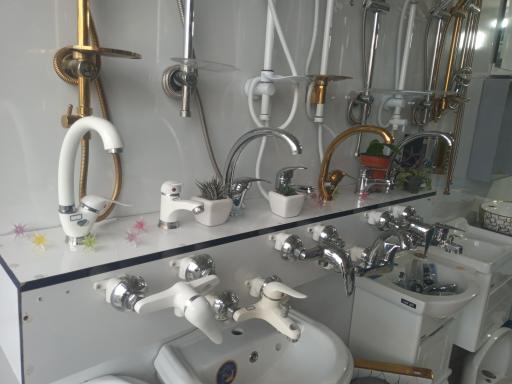 عکس لوله کشی و لوازم تاسیساتی بهدیس