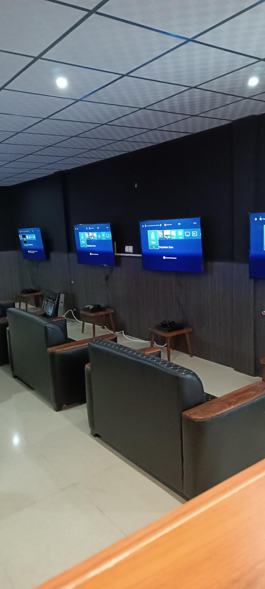 عکس کافه گیم آوانتاژ