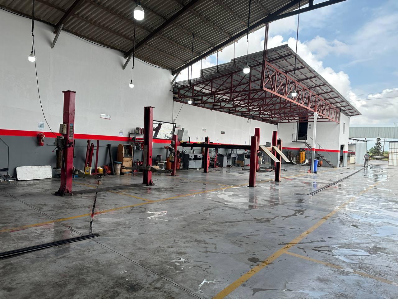 عکس نمایندگی مدیران خودرو خواجوند بدیعی کد ۳۲۶