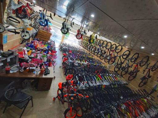 عکس فروشگاه دوچرخه حسینی