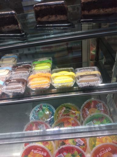 عکس شیرینی فروشی سادات حسینی