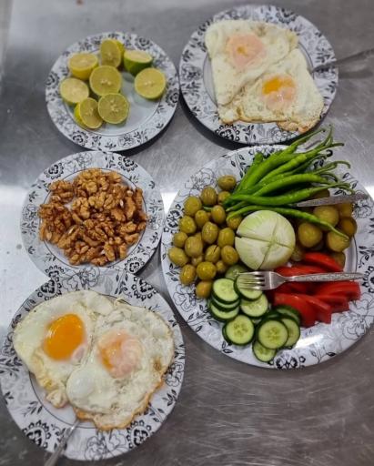 صبحانه سرای عمو صفر