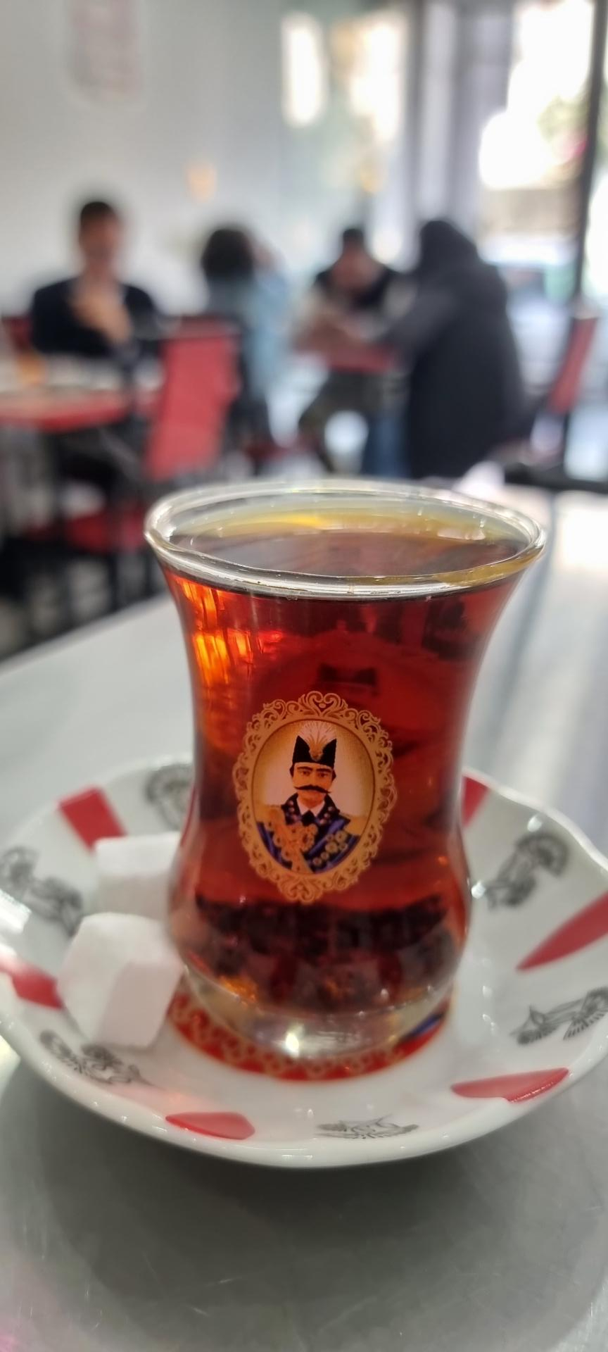 عکس صبحانه سرای عمو صفر