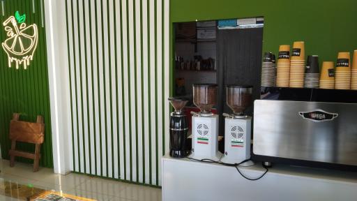 کافه کول بار