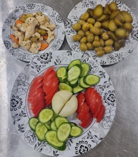 عکس صبحانه سرای عمو صفر