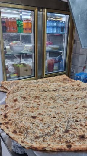 عکس صبحانه سرای عمو صفر