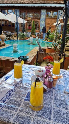 عکس عمارت همدانی 