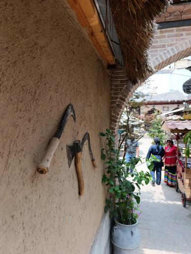 عکس رستوران عمارت همدانی